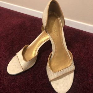 Lauren - Ralph Lauren heels never worn